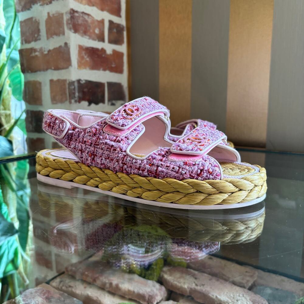 CHANEL Pink Tweed Patent Leather Trim Sandals SZ 39 (US 9) - Picture 4 of 13